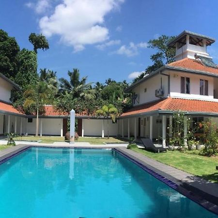 Anuhas Airport Villas Katunayaka Eksteriør bilde