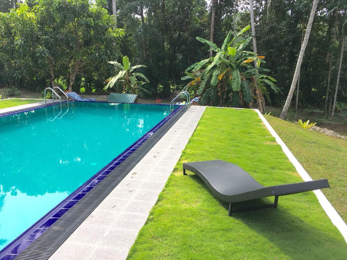 Anuhas Airport Villas Katunayaka Eksteriør bilde